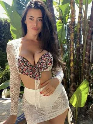 Female Escorts in kalkaji